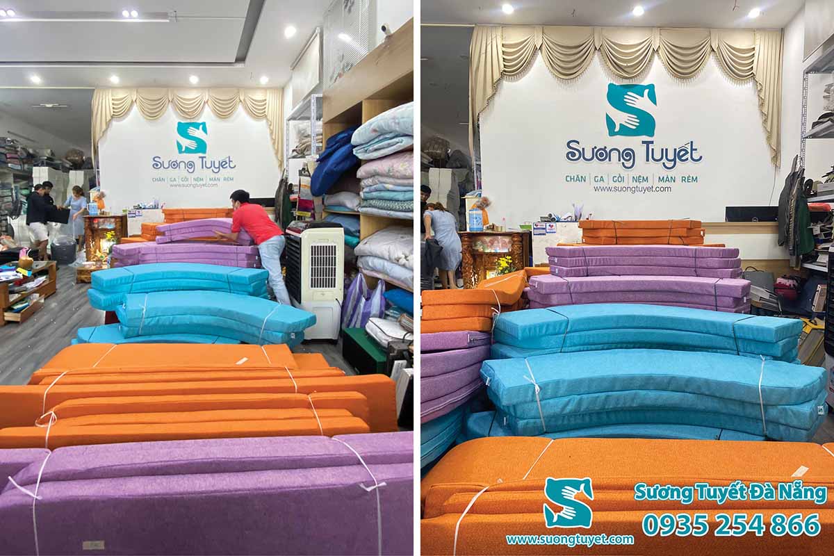 Một đơn nệm ghế khủng cho khách tại Top Sailing Bar biển Mỹ Khê.