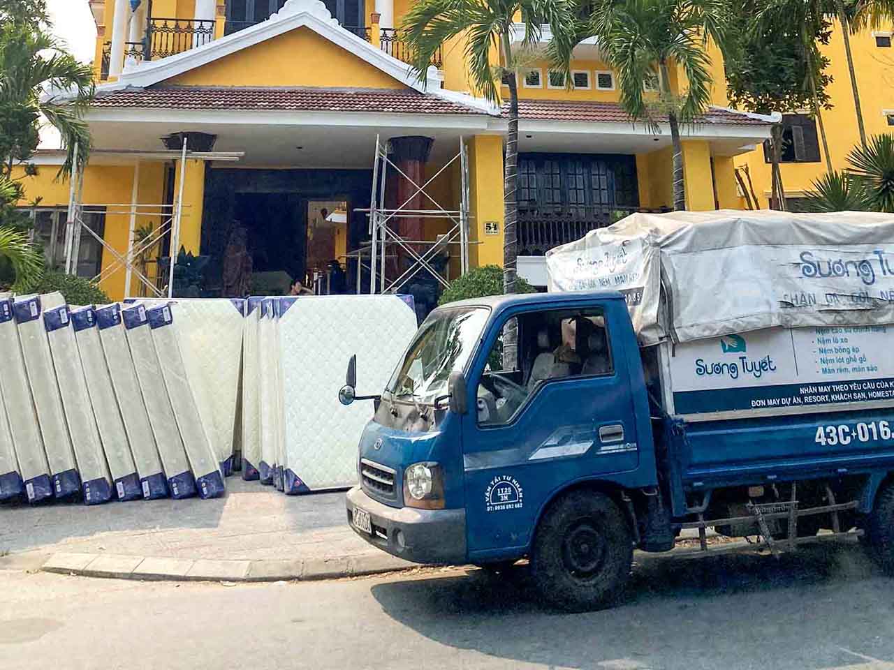 Nệm Sương Tuyết chuyên cung cấp sỉ lẻ toàn quốc.