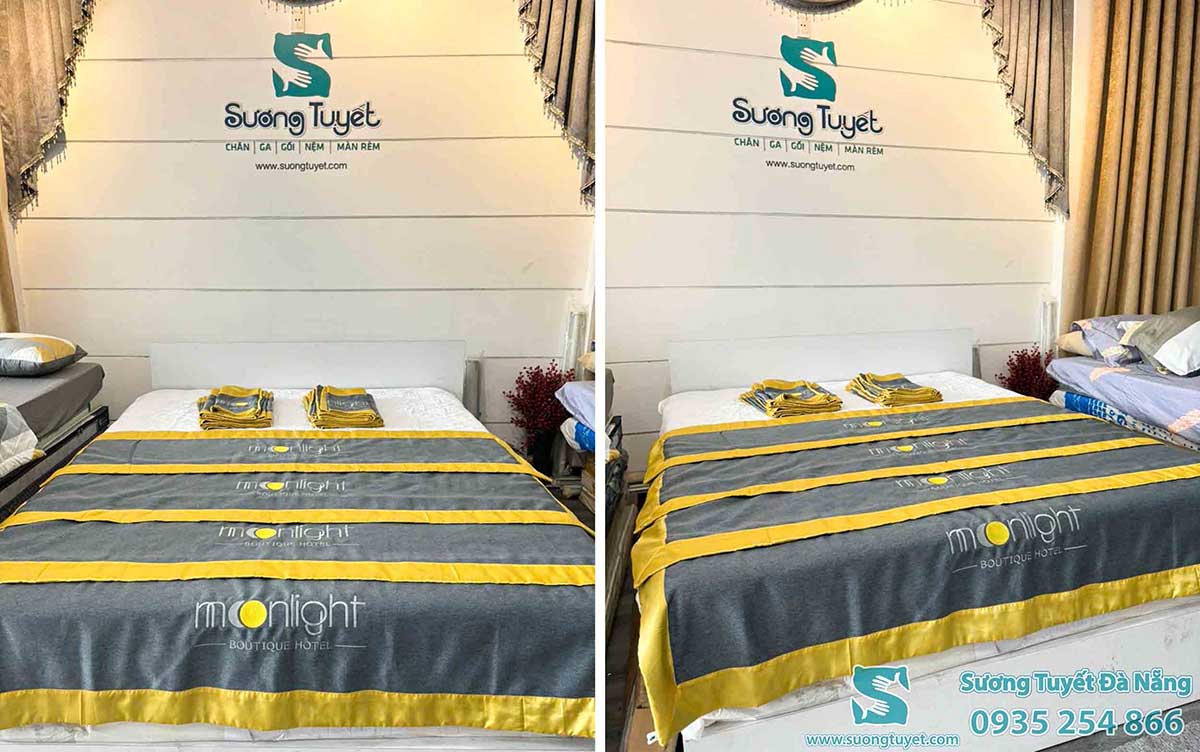 Tấm trang trí, gối trang trí đa dạng.