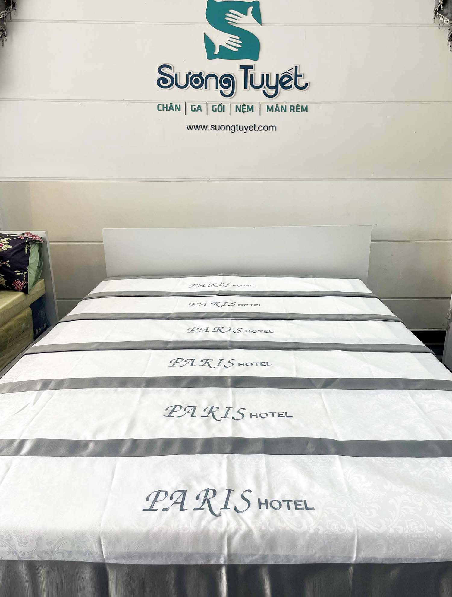 Cung cấp tấm trang trí cho khách sạn Paris Đà Nẵng