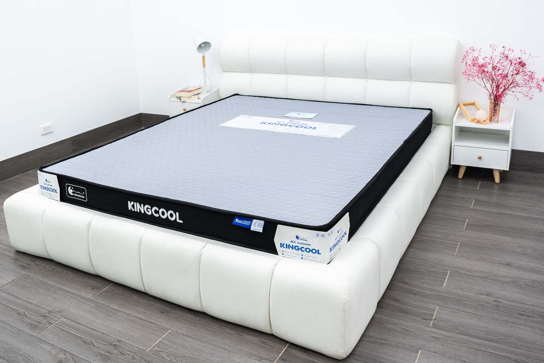 Nệm cao su tổng hợp Everhome Kingcool đem đến làn gió mới cho dòng nệm Việt.