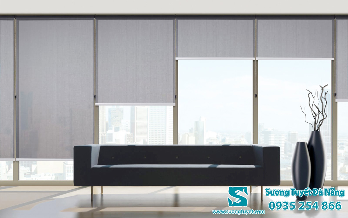Rèm cuốn cửa sổ được đánh giá rất cao về khoản giữ riêng tư.