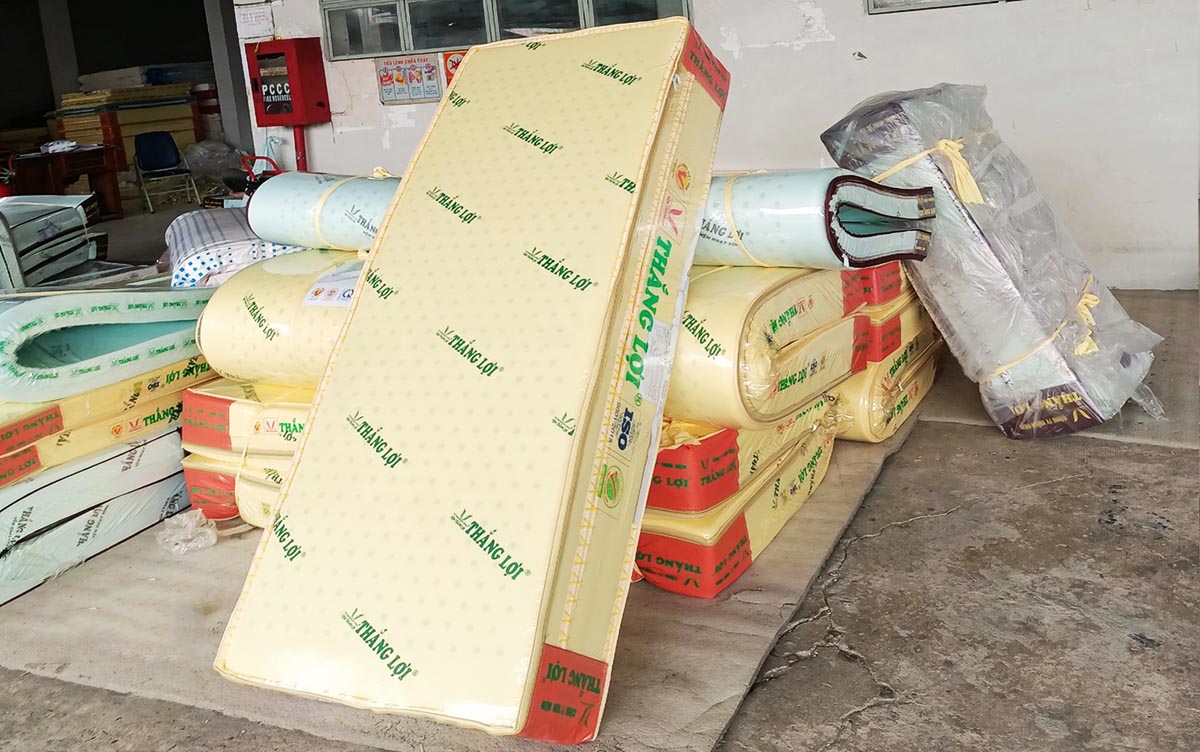 Trải nghiệm giấc ngủ êm ái mà không cần lo lắng về ngân sách với nệm Thắng Lợi.