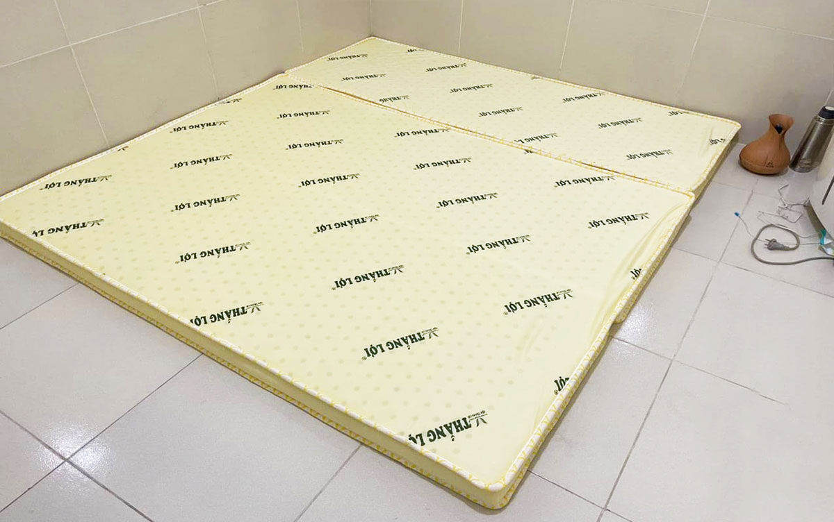 Giấc ngủ thoải mái và dễ chịu cho mọi nhà với nệm cao su nhân tạo chất lượng.