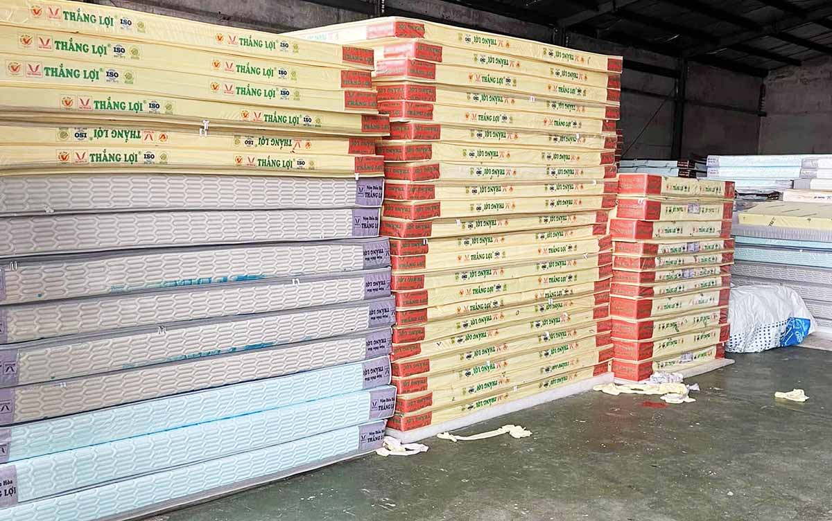 Nệm cao su nhân tạo – giấc ngủ êm ái trong tầm tay, chất lượng đảm bảo.