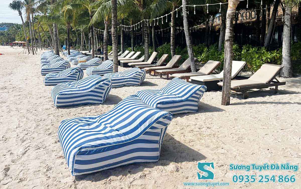 Vải Sunproof được bắt gặp ở nhiều b&atilde;i biển nổi tiếng.