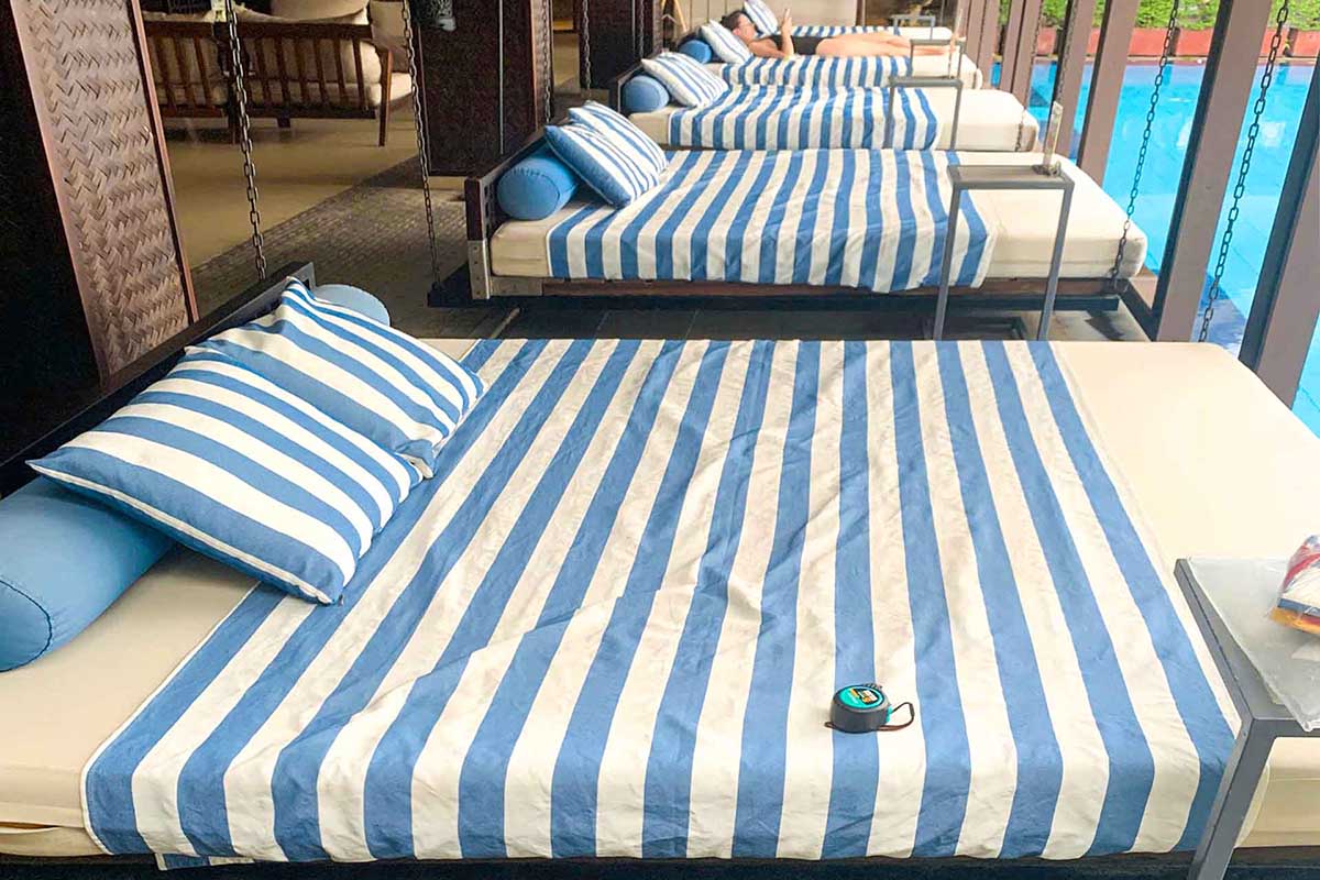 Vải Sunproof chống thấm tốt, kh&aacute;ng khuẩn n&ecirc;n giữ được sự sạch sẽ, dễ vệ sinh.