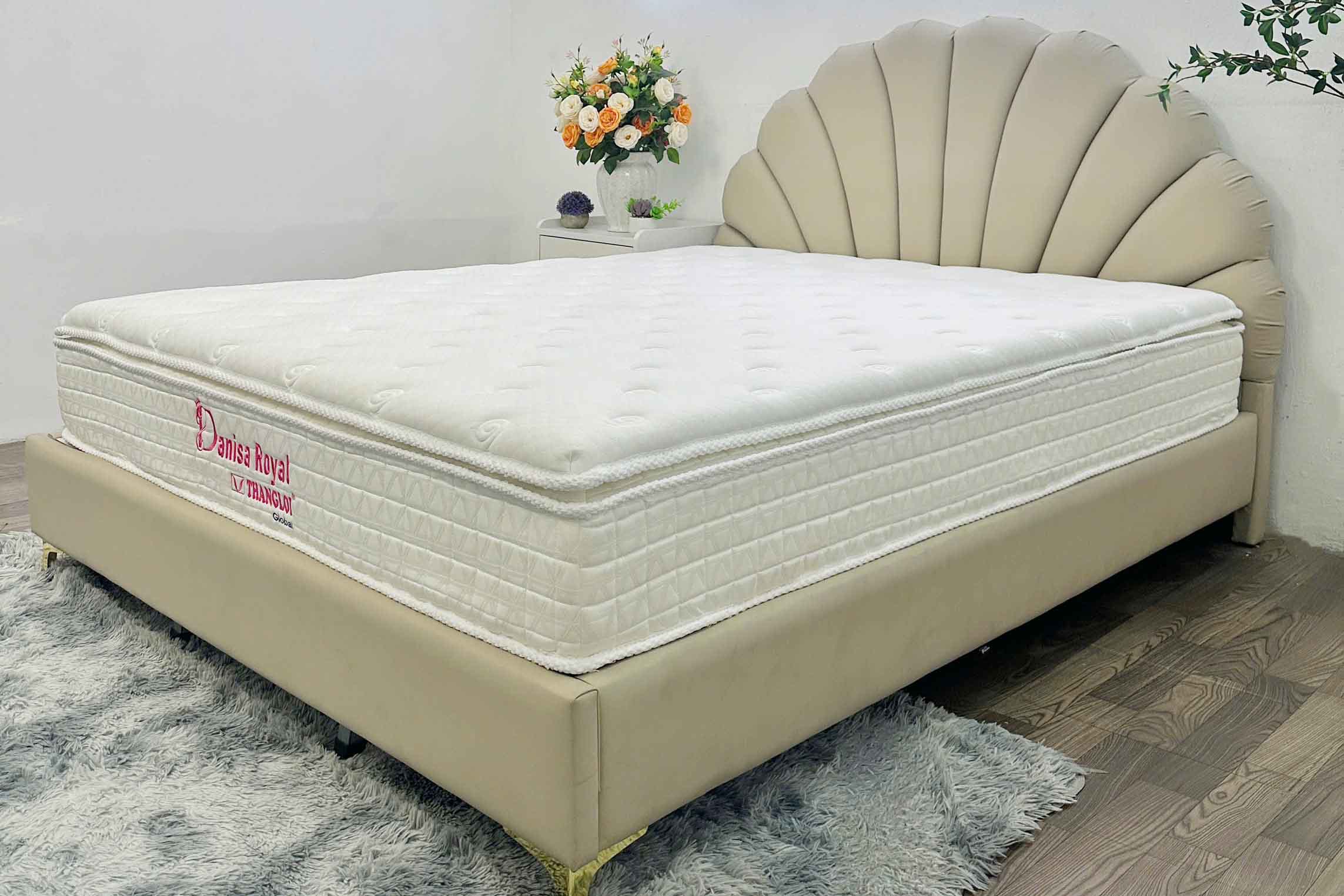 Nệm lò xo túi Danisa Royal có hỗ trợ người đau lưng