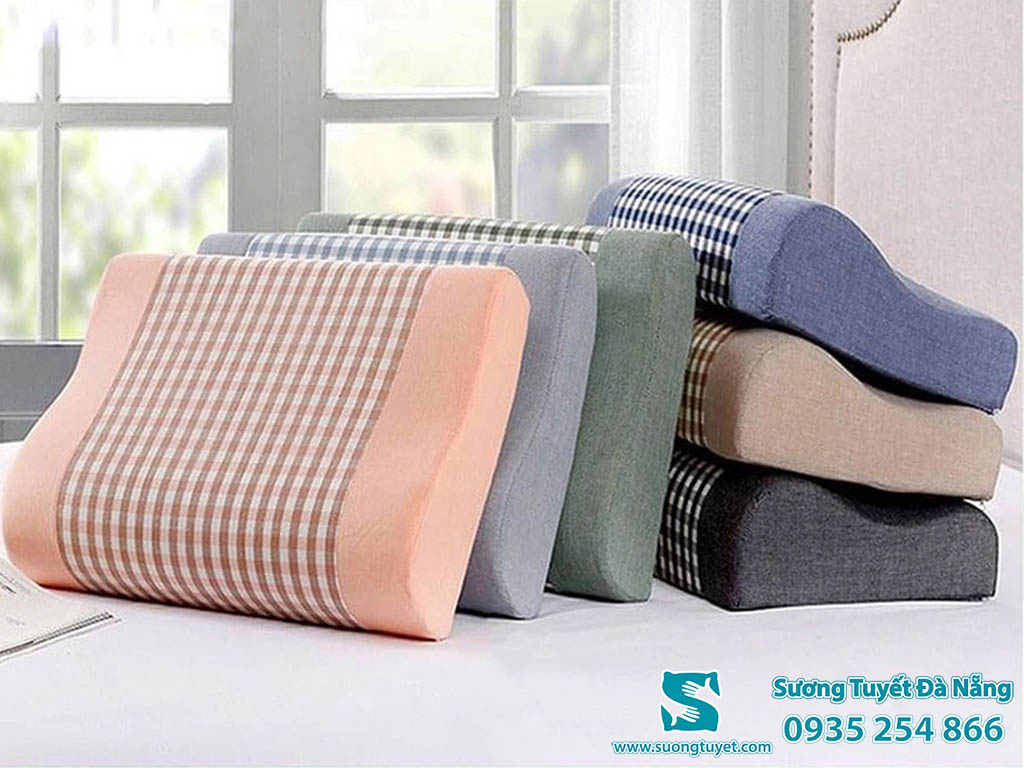 Gối cao su non cũng có kiểu tương tự nhưng thường là nhỏ hơn, nhẹ hơn và kém đàn hồi.