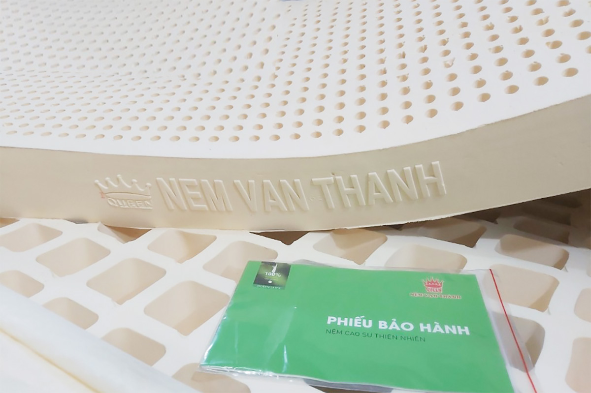 Nệm cao su Vạn Thành có thâm niên lâu đời thứ 2 trên thị trường nệm Việt.
