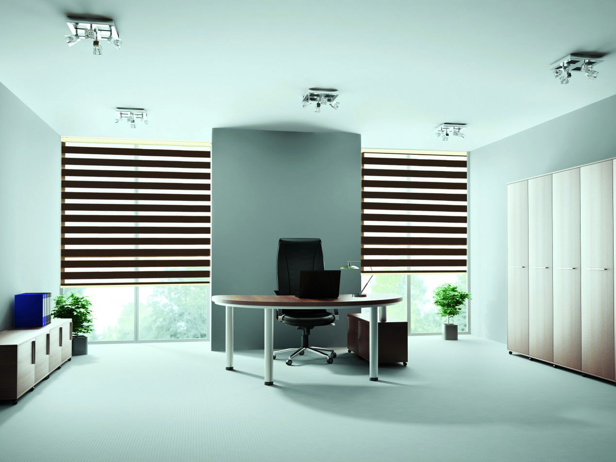 Việc điều chỉnh ánh sáng linh hoạt giúp tăng tiện nghi cho nội thất.