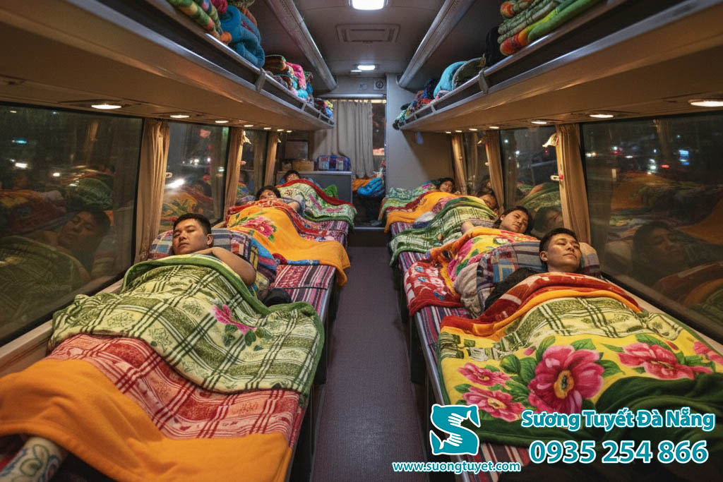 Mền nỉ, mền lông mỏng dùng làm mền xe hợp lý.