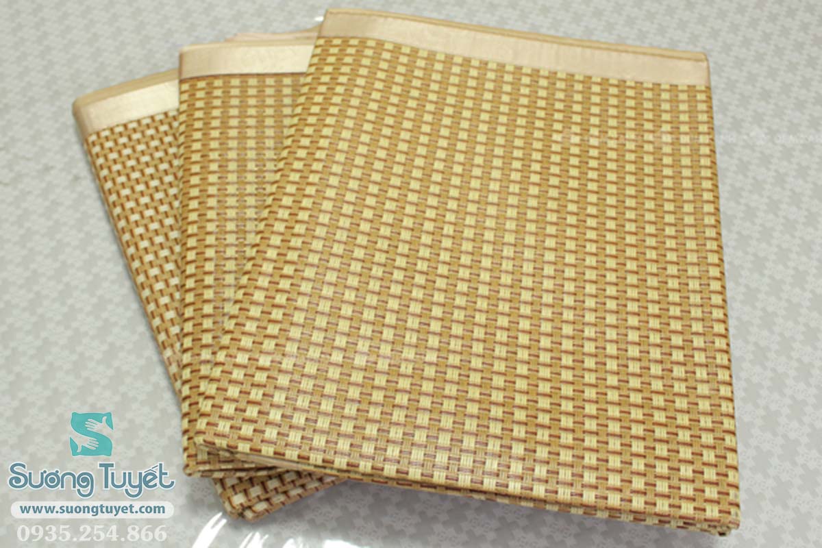 Kích thước chiếu từ 1m2-1m8 đa dạng.