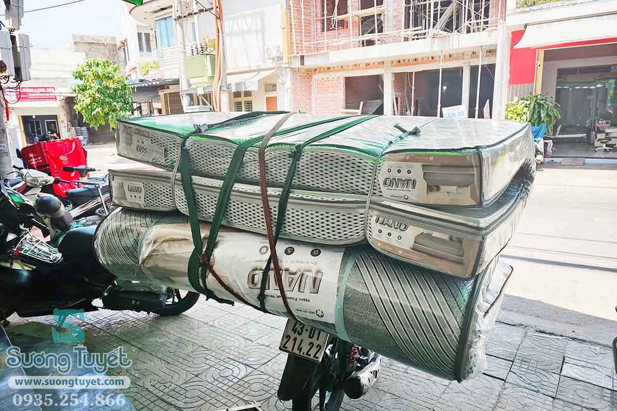 Giao nệm Nano tại chi nhánh 12 Tô Hiệu