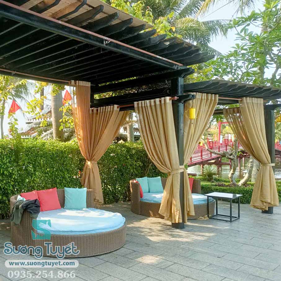 Những bộ nệm hồ bơi chống thấm tạo không gian nghỉ dưỡng cực chill.