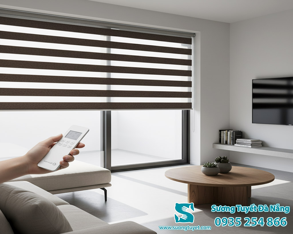 Rèm cầu vồng đã đẹp nay lại sang hơn hẳn khi có motor.