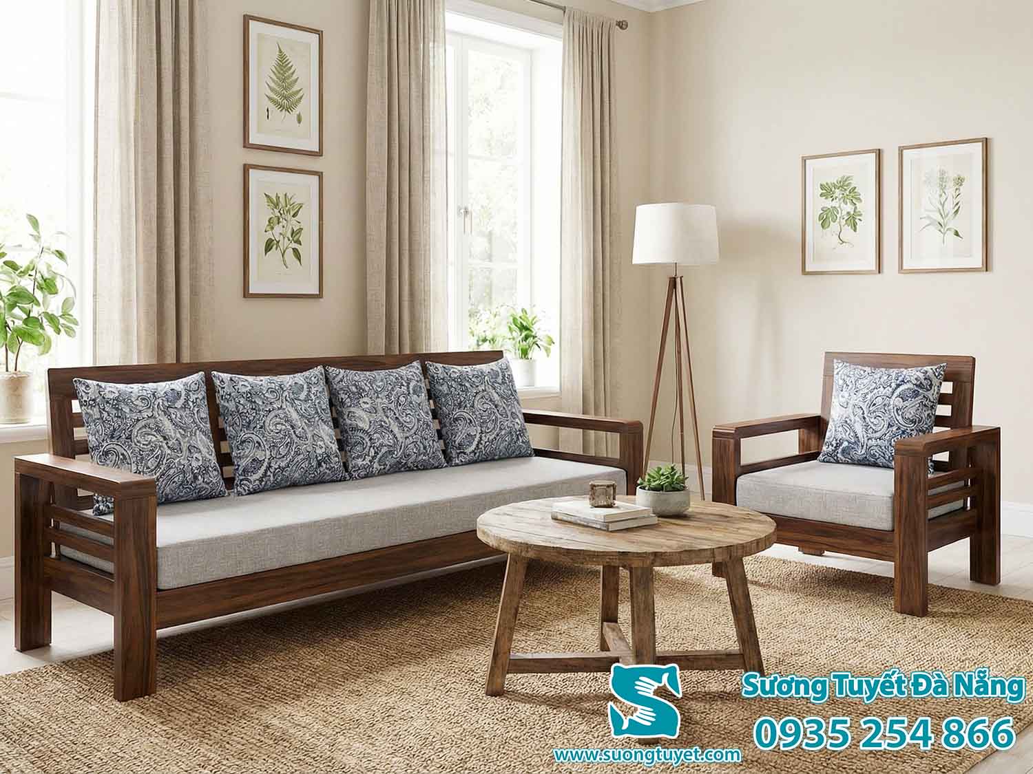 Mẫu nệm ghế màu ghi và gối hoa cổ điển.