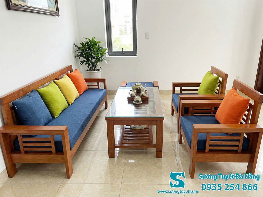 Bộ nệm ghế xanh dương gối tựa đa dạng.