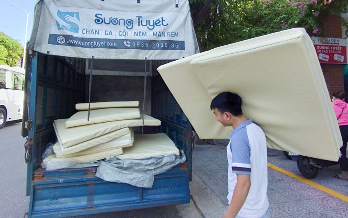 Xưởng nệm y tế, trung tâm y tế Sương Tuyết.