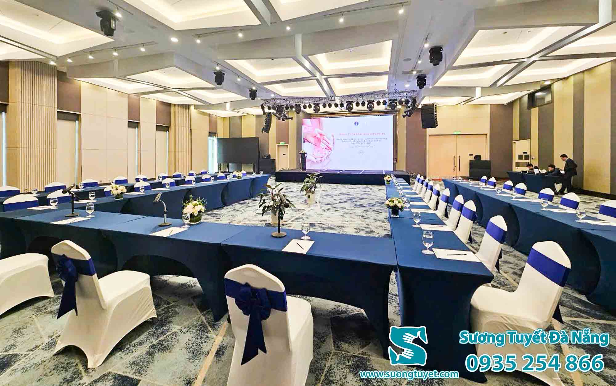Sương Tuyết cung cấp khăn bàn Nhà khách Quốc hội.