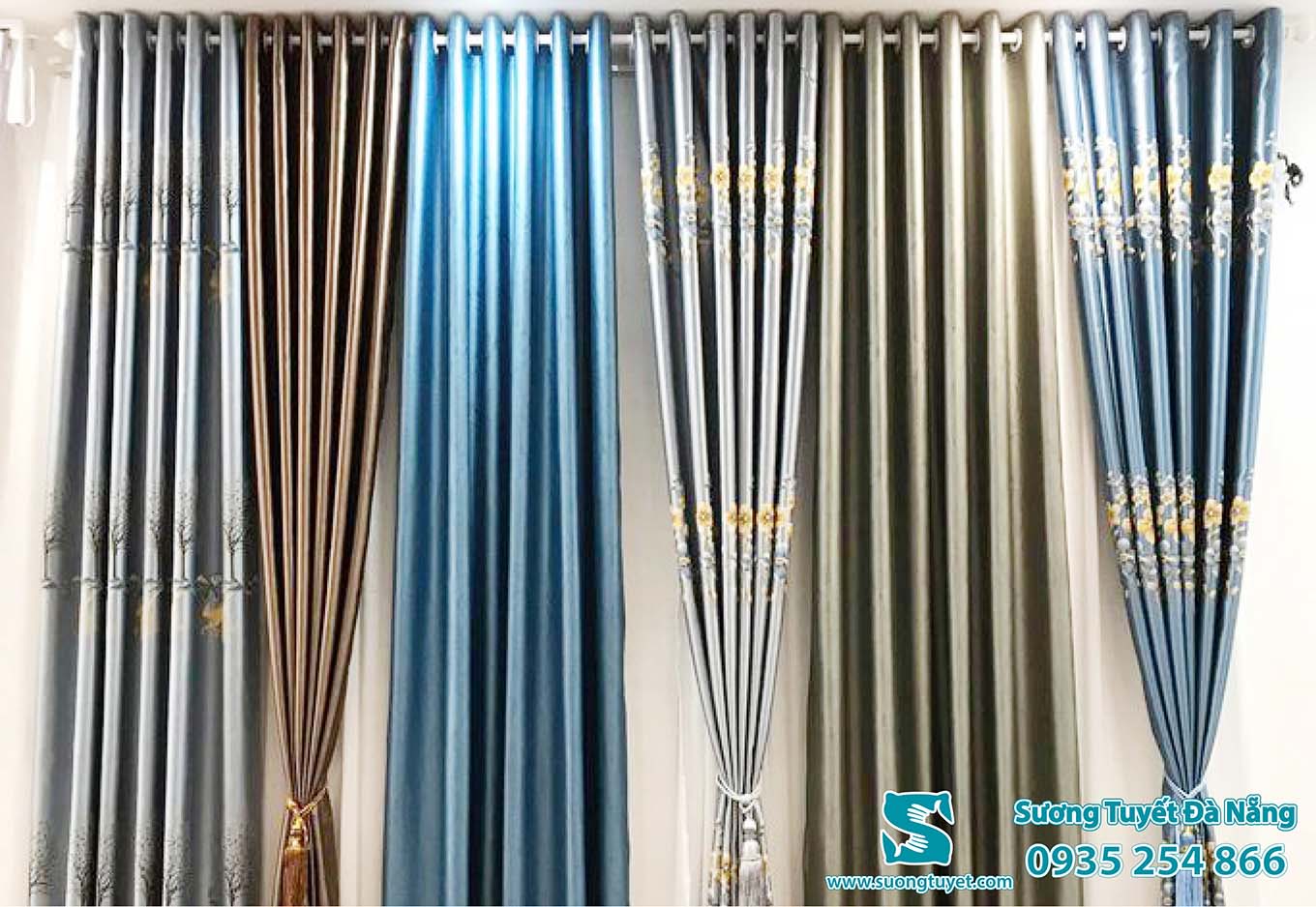 Rèm 1 lớp nên chọn những mẫu nhiều hoa văn đẹp mắt, sang xịn.