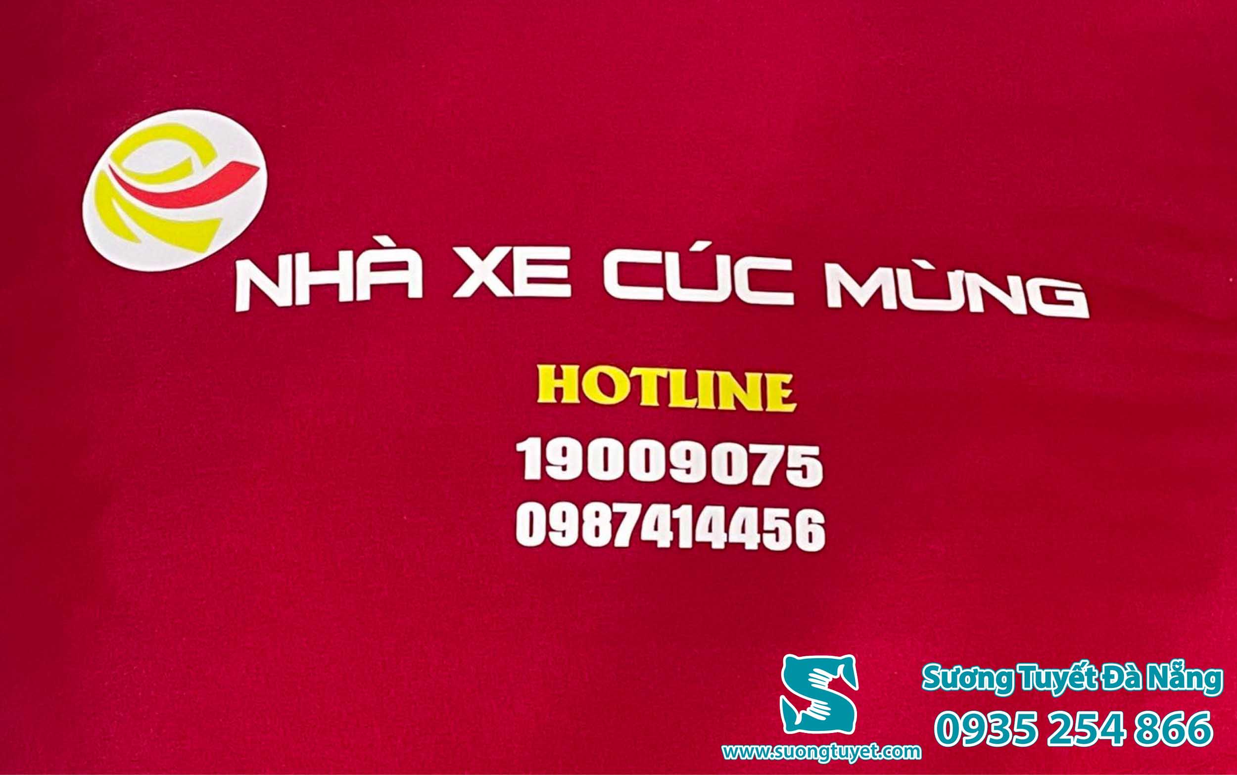 Rực rỡ sắc màu cùng logo quảng cáo