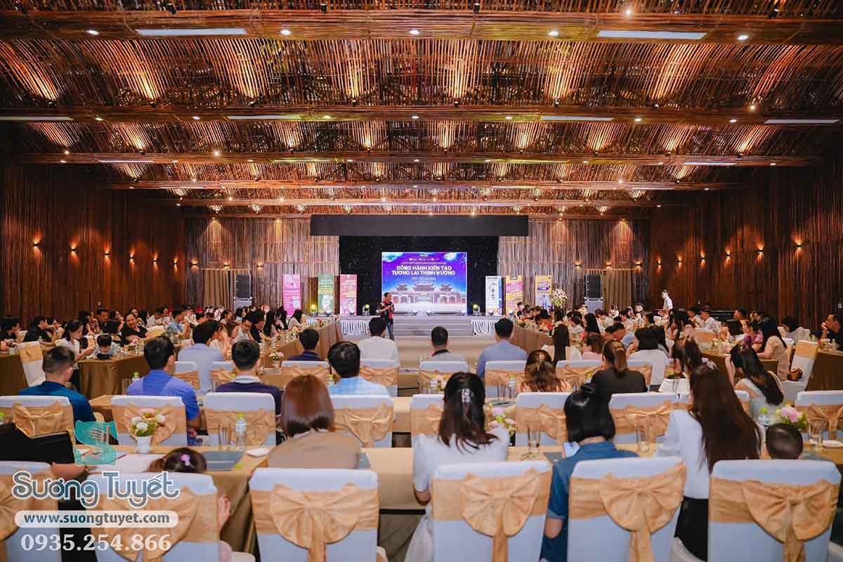 Hơn 1000 khăn bàn Sương Tuyết đã cung ứng cho Vedana Cúc Phương.