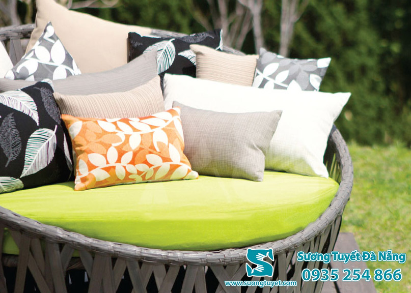 Vải Sunproof được sử dụng rất nhiều cho sản phẩm vải ngoài trời.