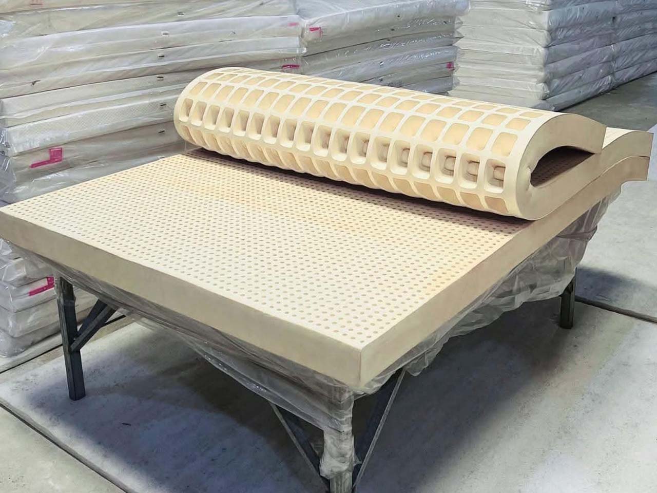 Mùi trên nệm cao su là mùi vani ngọt để khử hôi cho mủ