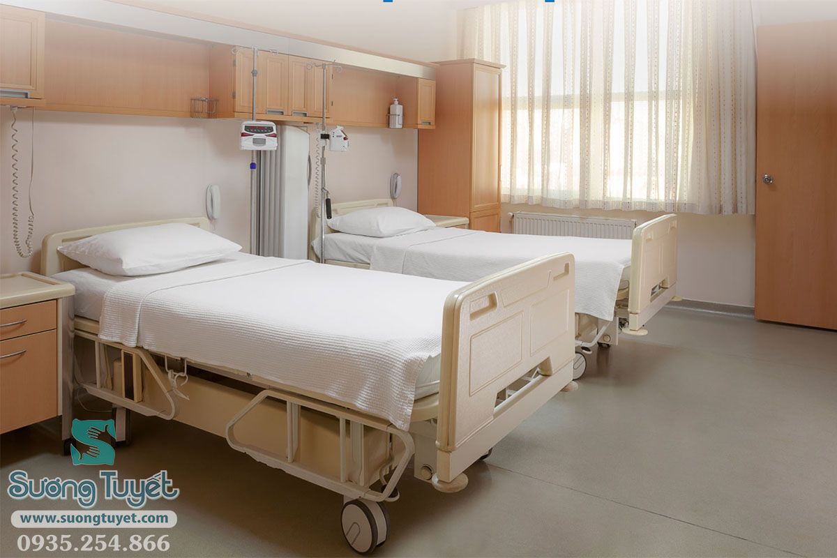 Bên cạnh chăn ga còn có tấm trải, các loại khăn cá nhân, gối.