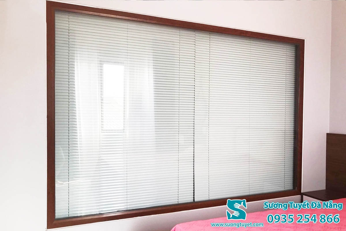 Trong phòng ngủ, rèm mang lại sự riêng tư và giúp bạn có giấc ngủ ngon.