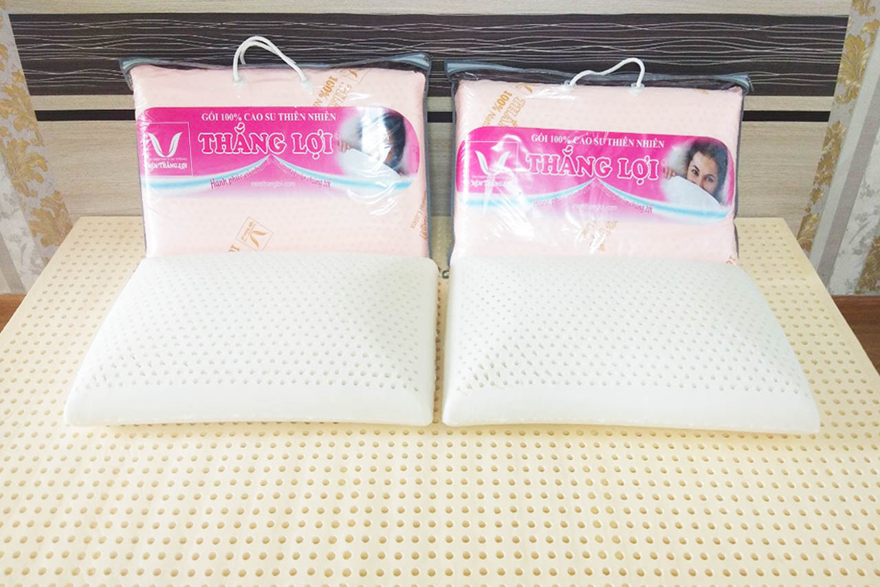 Ngoài ra, bạn cũng có thể mua được gối cao su chính hãng khác.