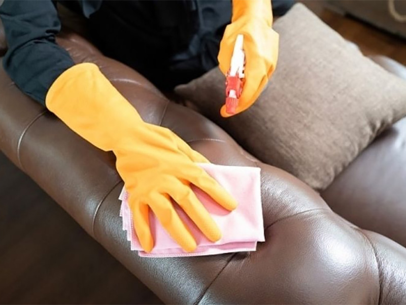 Nệm ghế silimi rất dễ vệ sinh.