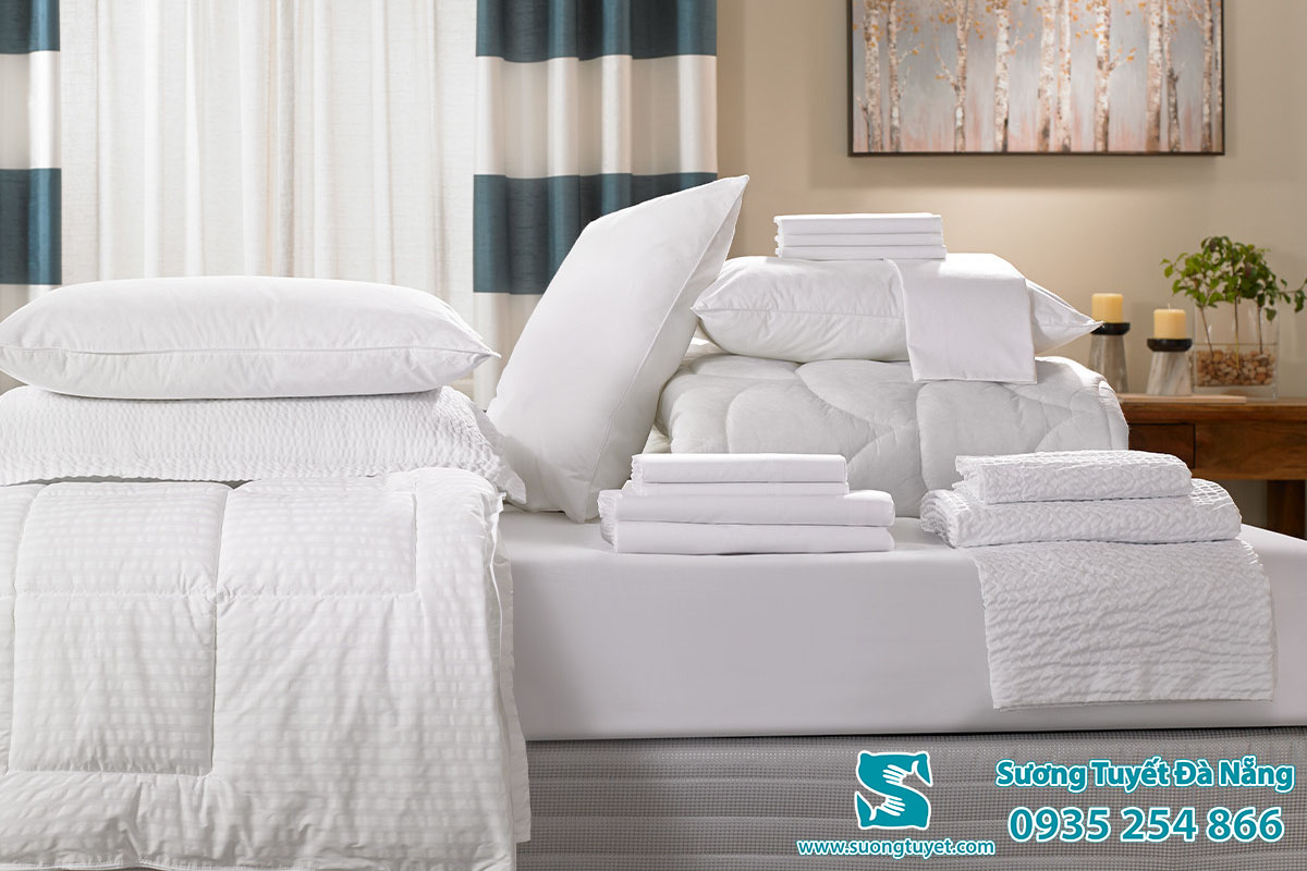 Sương Tuyết cung cấp trọn gói chăn ga gối nệm, đồ vải khách sạn.