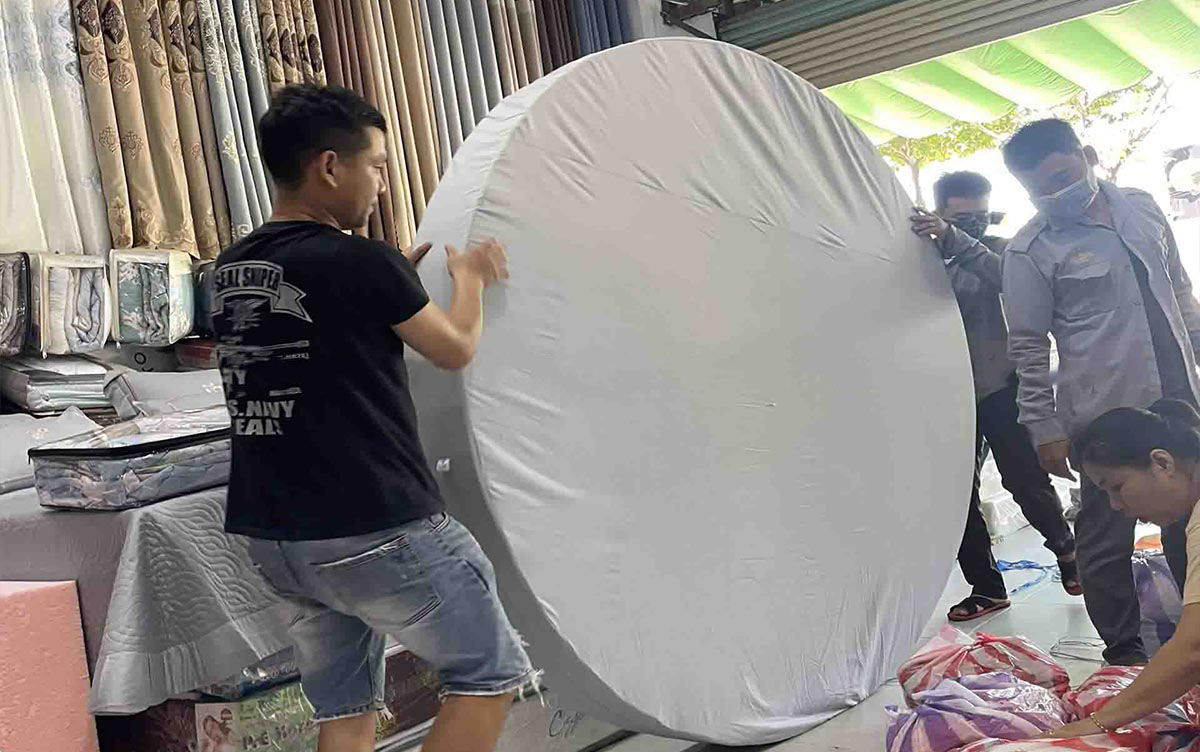 Sương Tuyết chuyên sản xuất và cung ứng giường tròn cho các khu vực.