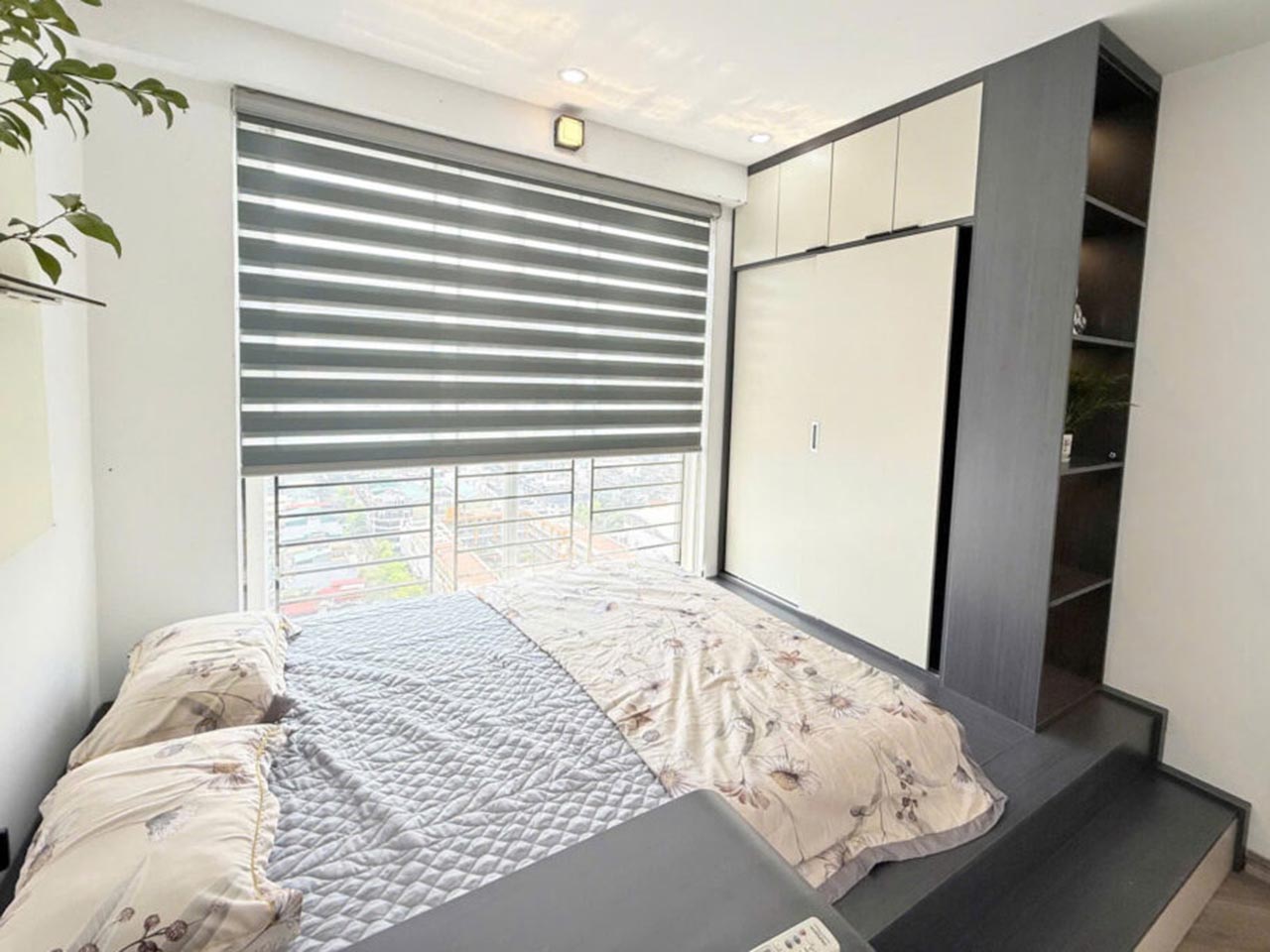 Bộ rèm cuốn cầu vồng được lắp đặt tại Sun Cosmo