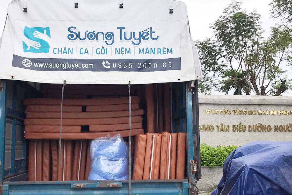Nệm y tế còn được sử dụng làm nệm hồ bơi để tối ưu ưu điểm.