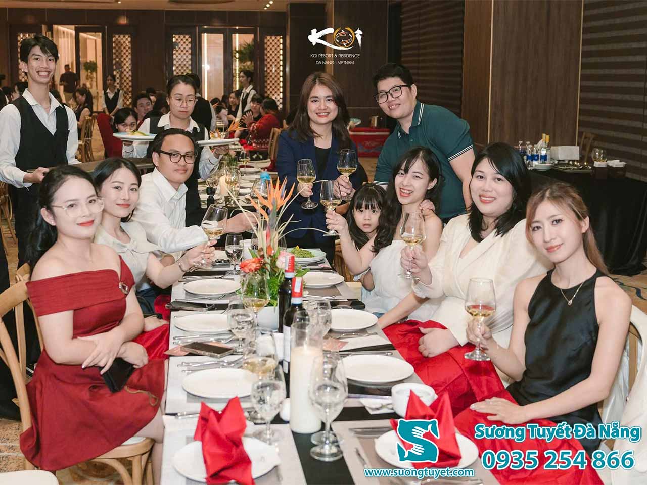 Khăn napkin là vật dụng không thể thiếu cho mỗi nhà hàng.