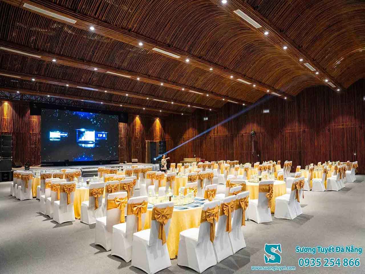 Quy mô khăn bàn hàng ngàn cái Sương Tuyết cung cấp cho Vedana.