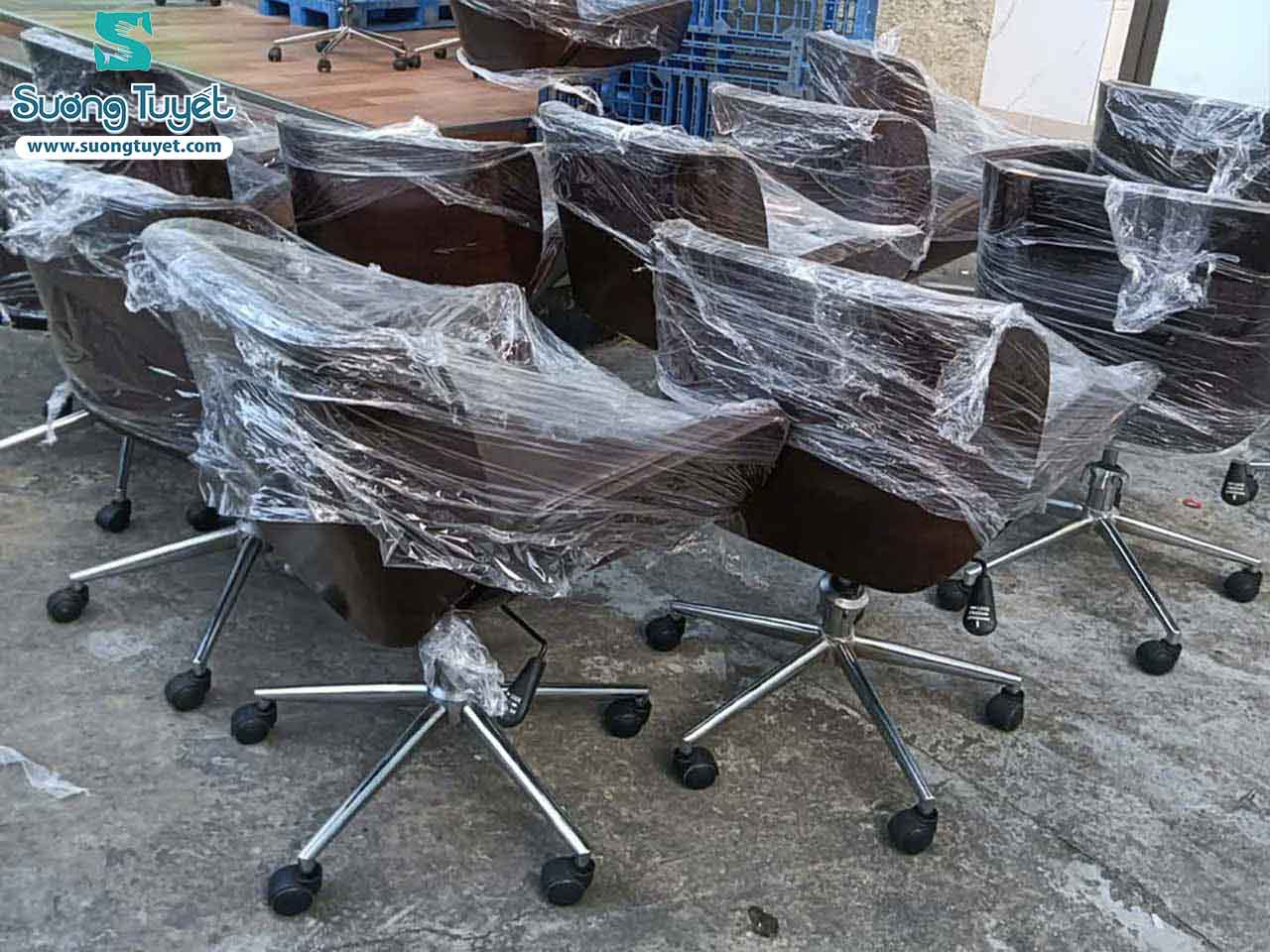 Ngoài ra có thể yêu cầu phục hồi chức năng xoay, thay mousse nệm nếu hỏng.