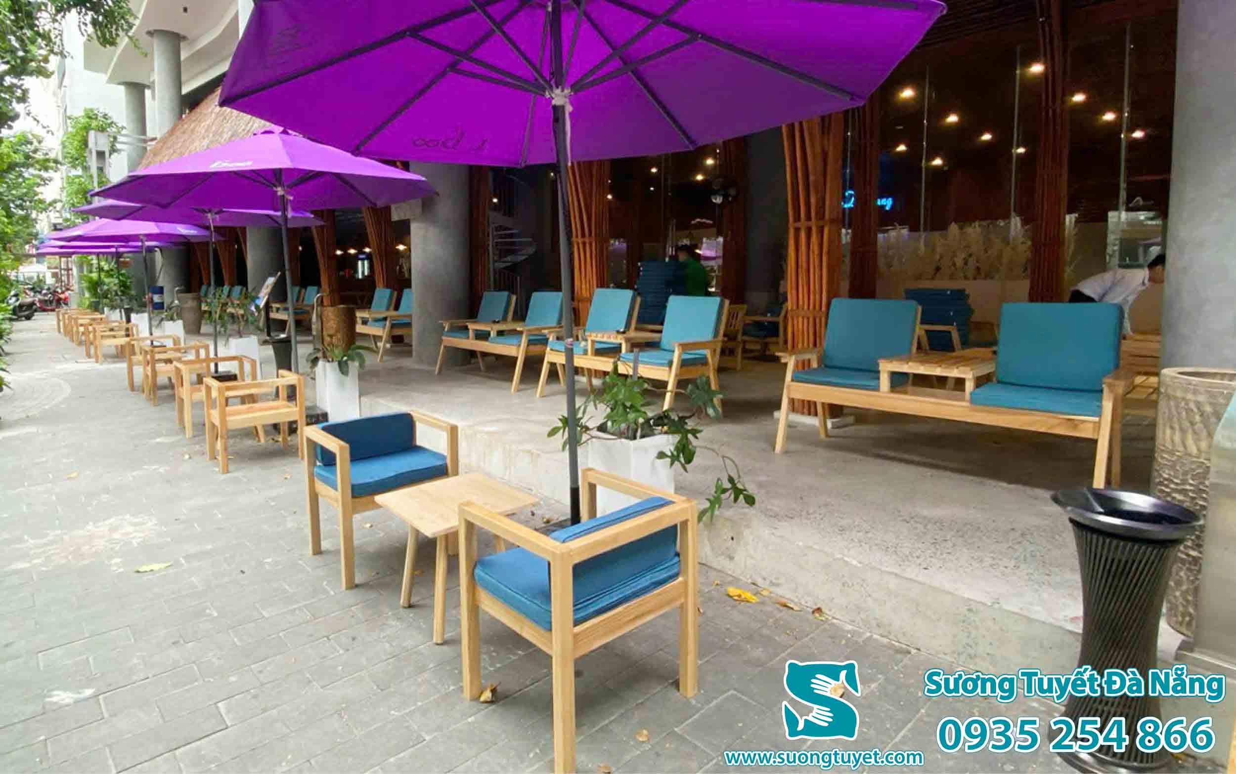 Nệm lót ghế cà phê dưới khách sạn Avatar.