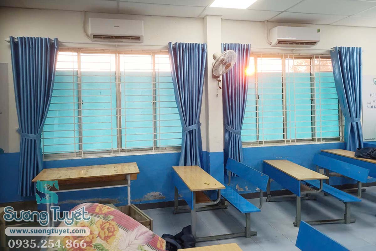 Đặc biệt là vải cách nhiệt tốt để bên trong lớp mở điều hòa thoải mái.