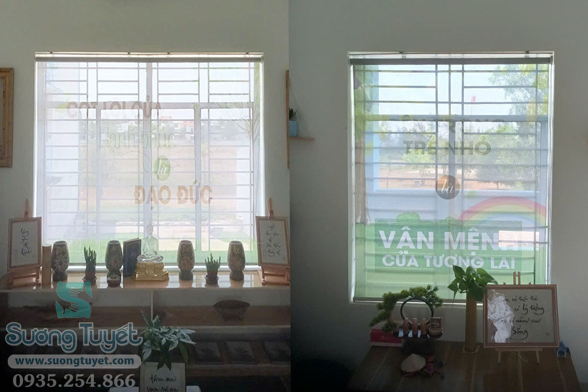 Bộ rèm cuốn tranh cản sáng vừa phải, mẫu mã đẹp, lấy sáng nhẹ.