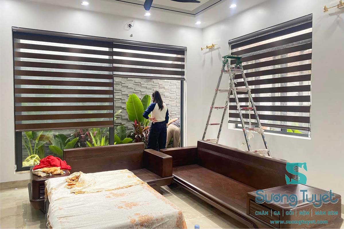 Những bộ rèm cầu vồng màu nâu hiện đại.