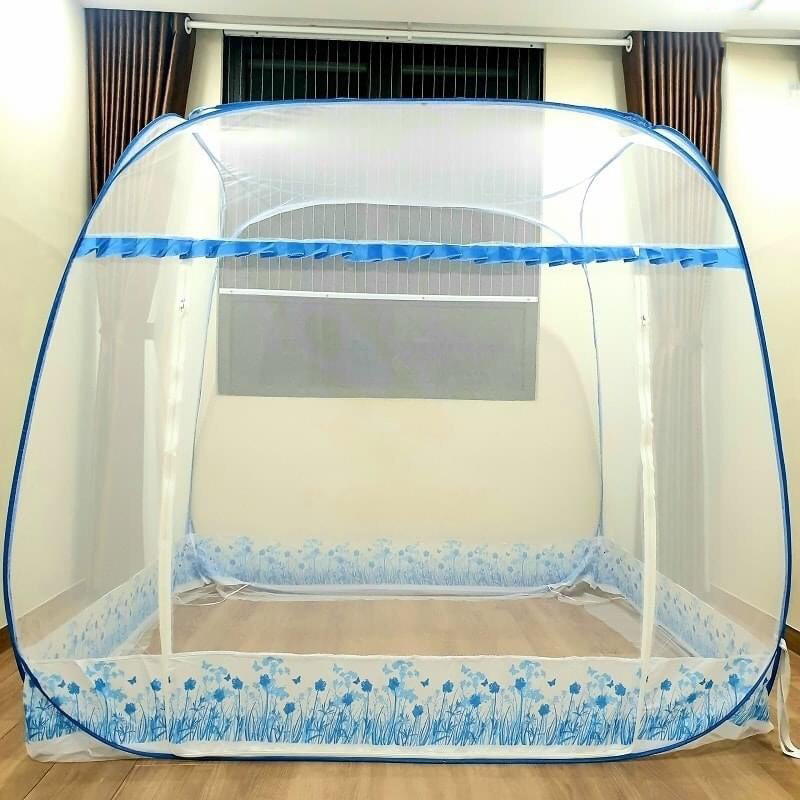 Mùng tự bung đỉnh tròn, cao 1m6 cũng phù hợp để dùng với giá rẻ.