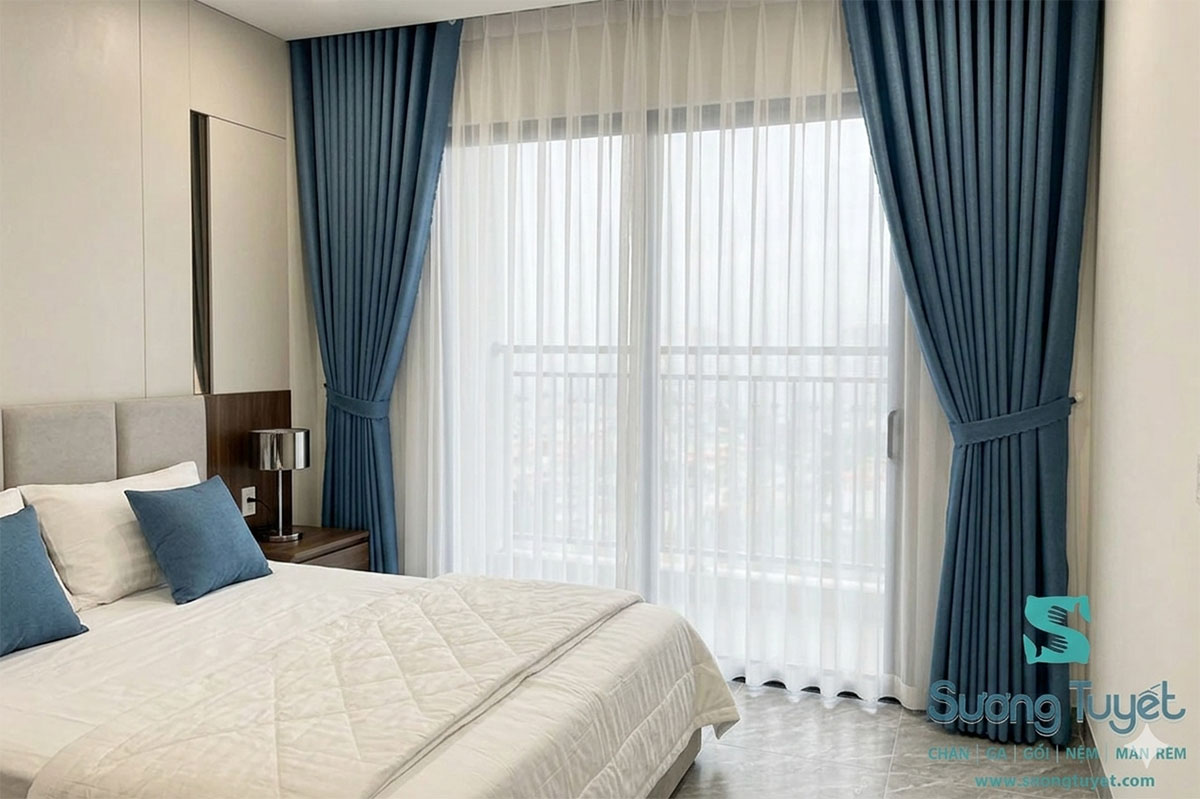 Rèm phòng ngủ 2 lớp tinh tế, hài hòa.