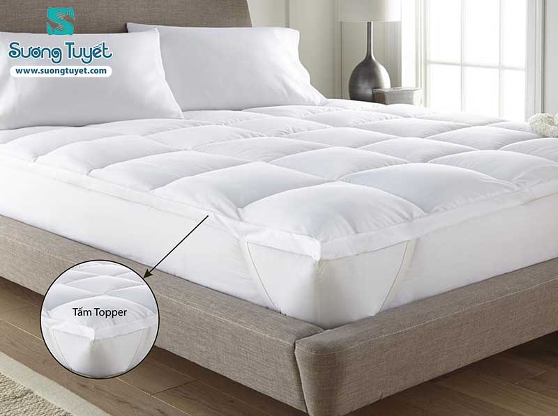 Topper dày dặn, độ bền cao, bảo vệ giường, nệm hiệu quả.