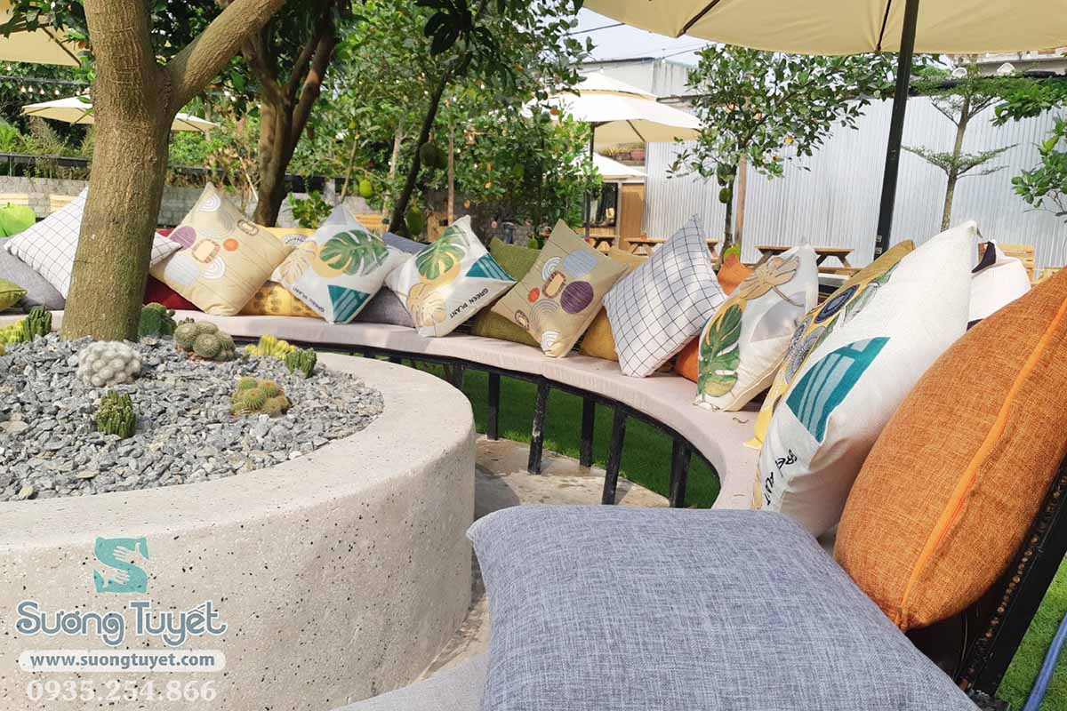 Đơn hàng gối sofa cung cấp cho Vọc Đà Nẵng.