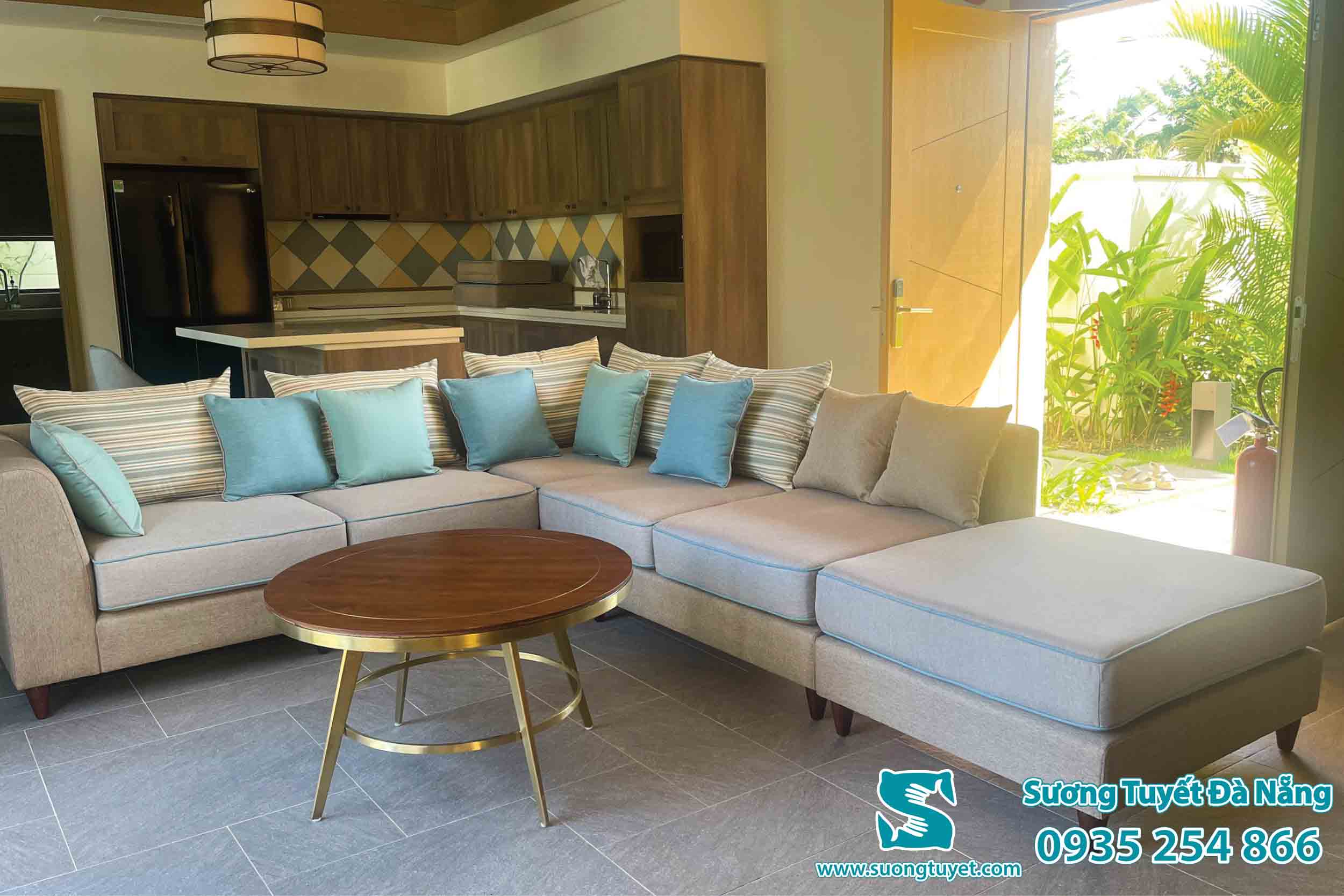 Những bộ nệm ghế sofa được chần viền chắc chắn.