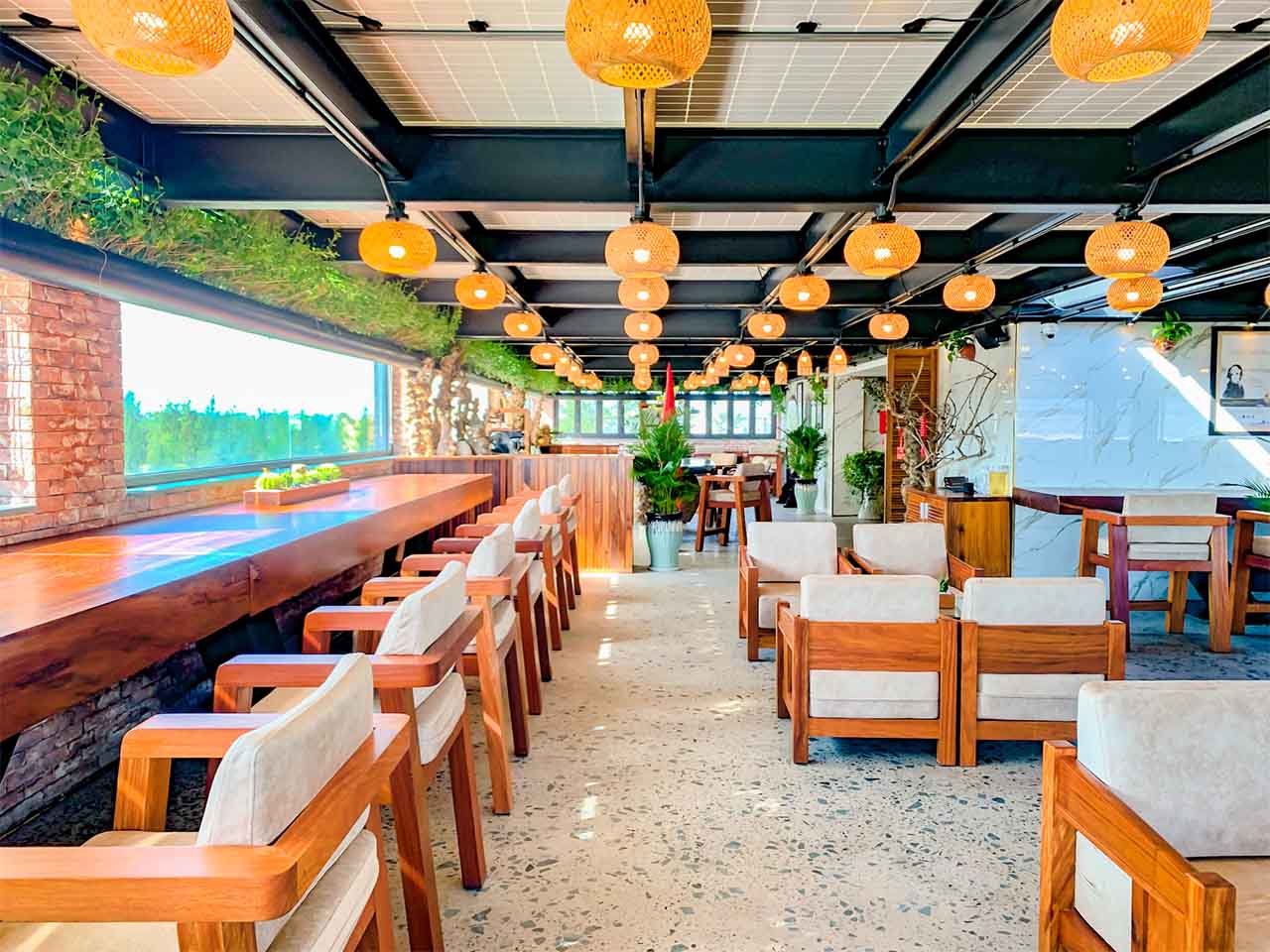 Mọi ngóc ngách của Trung Nguyên đều  nổi bật với nệm ghế.